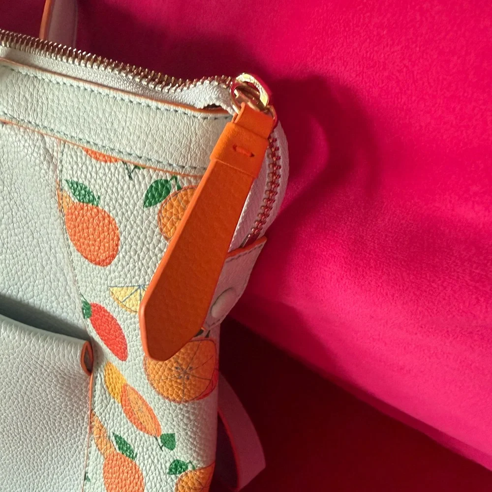 Cole Hahn Citrus Tote/Backpack - Picture 6 of 7